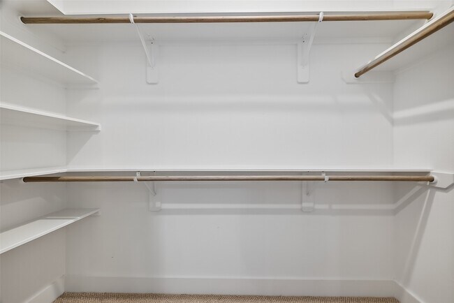 Building Photo - 314 Neyland St