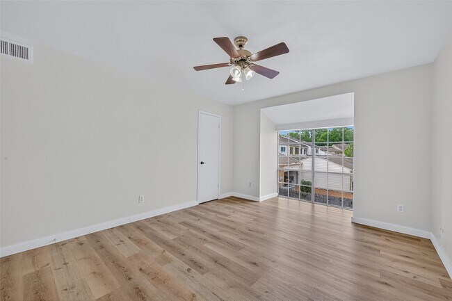 Building Photo - 12633 Memorial Dr