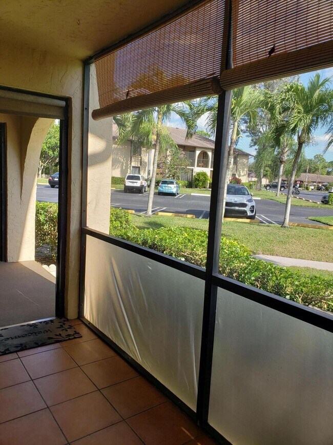 Building Photo - 401 Pine Glen Ln