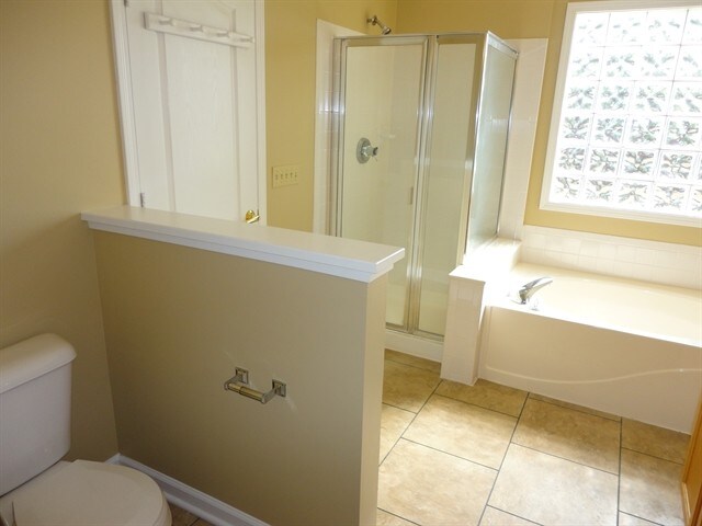 Building Photo - 13905 Brightwater Dr