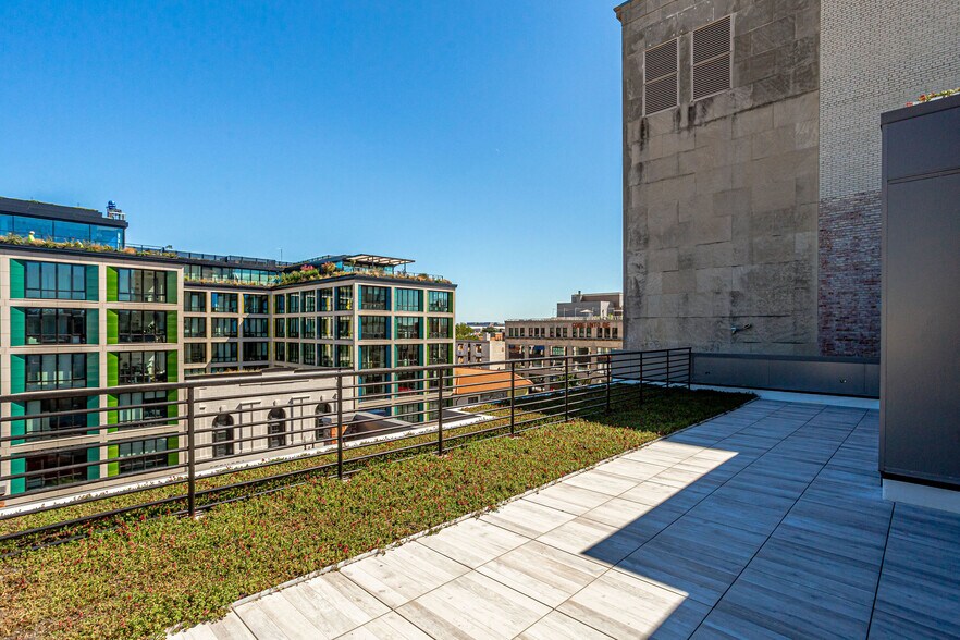 Building Photo - 1716 14th St NW