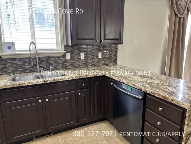 Building Photo - 9103 Whisper Cove Rd