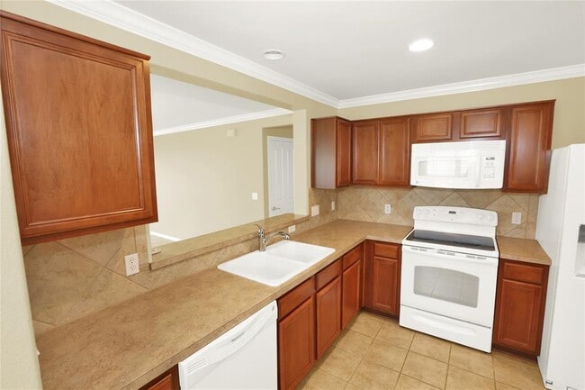 Building Photo - 113 Monument Hill Trail