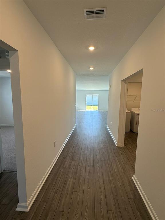 Building Photo - 4220 SW 82nd Ln