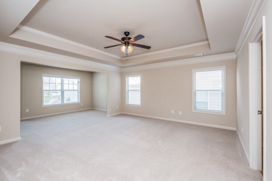 Building Photo - 231 Shaw Dr