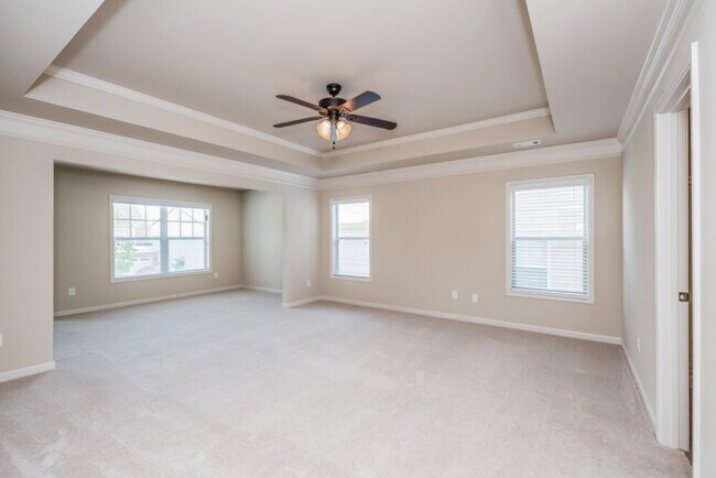 Building Photo - 231 Shaw Dr