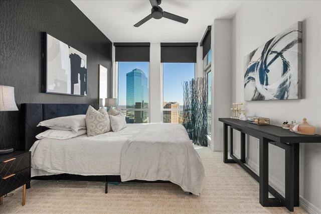 Building Photo - 500 Throckmorton St