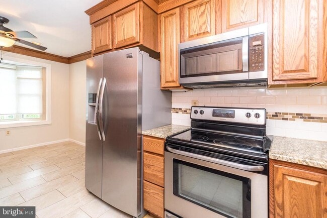 Building Photo - 108 Susan Constant Ct