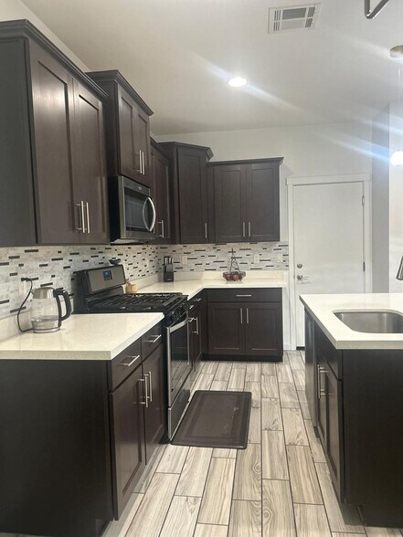 Building Photo - 6003 W Camino San Xavier