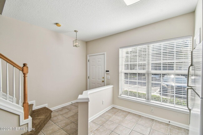 Building Photo - 3542 Lone Tree Ln