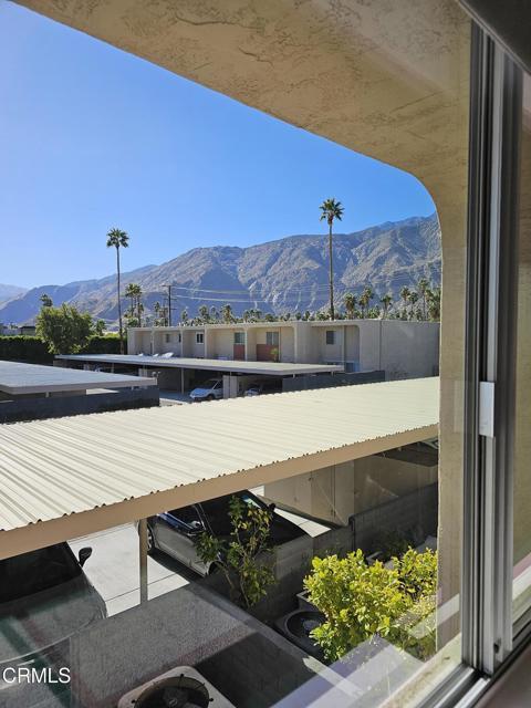 Building Photo - 2166 N Indian Canyon Dr