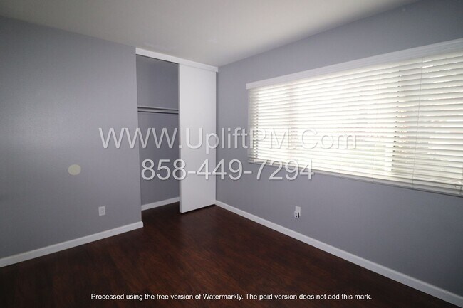 Building Photo - Large 3 Bedroom, 2 Bathroom Condo in Escondido