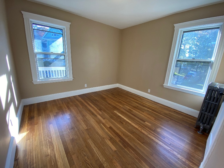 Building Photo - 254 Belgrade Ave