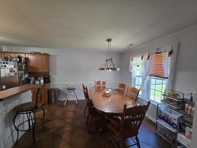 Building Photo - 441 Corsegan Rd