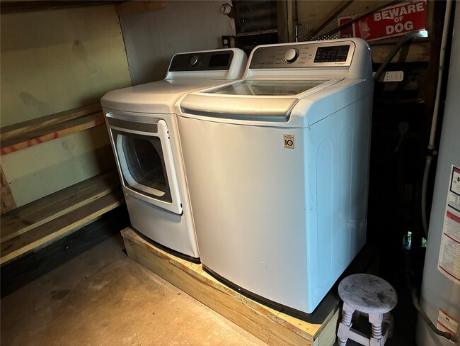 Building Photo - 8921 Ramin Dr