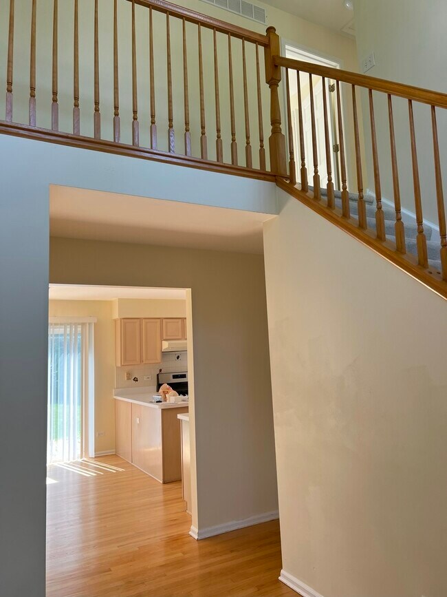 Building Photo - 2308 Sedgwick Ct