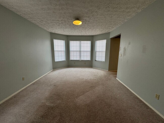 Building Photo - Large 3/2.5 House on Martha Berry Hwy- $1,495