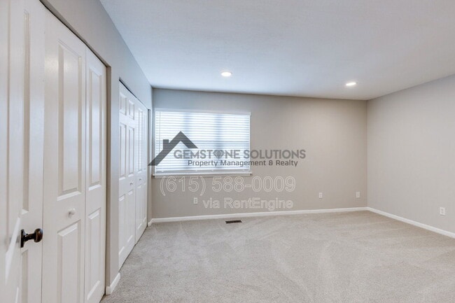 Building Photo - 2004 Granville Rd