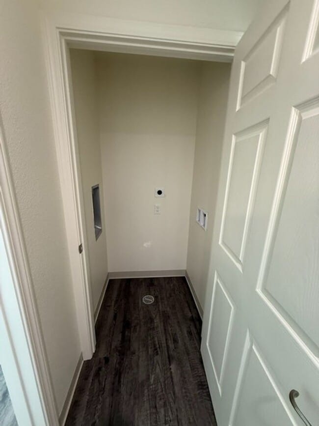 Building Photo - Free Month of Rent for Move in before Dec 1st - Brand New 2 Bedroom Apartment in Guadalupe
