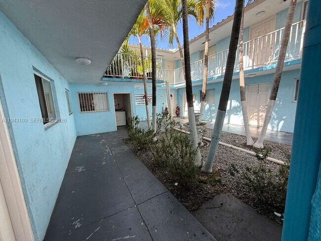 Building Photo - 5746 W 26th Ave