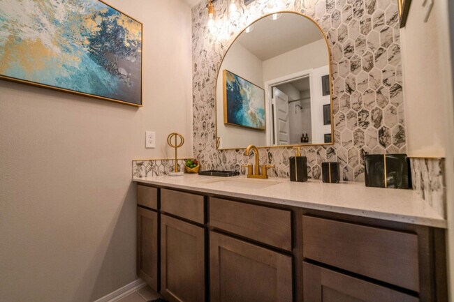 Building Photo - 11347 Needlerock Ct