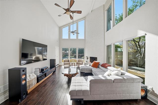 Building Photo - 3313 Overland Dr