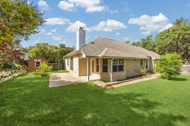 Building Photo - 1824 Chasewood Dr