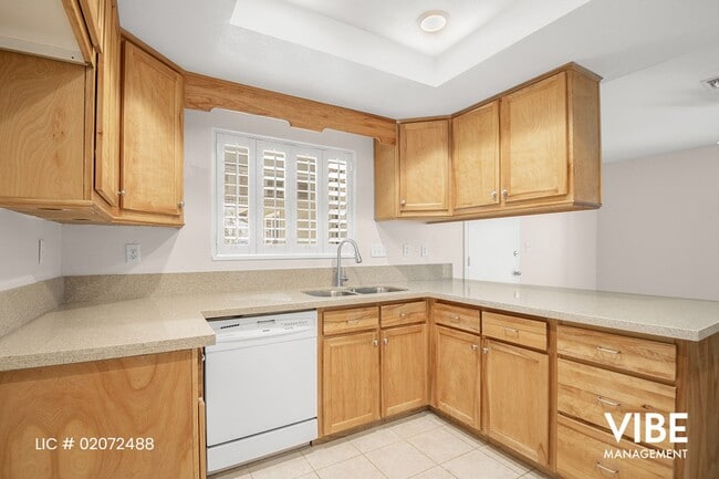 Building Photo - 222 Lupe Ave