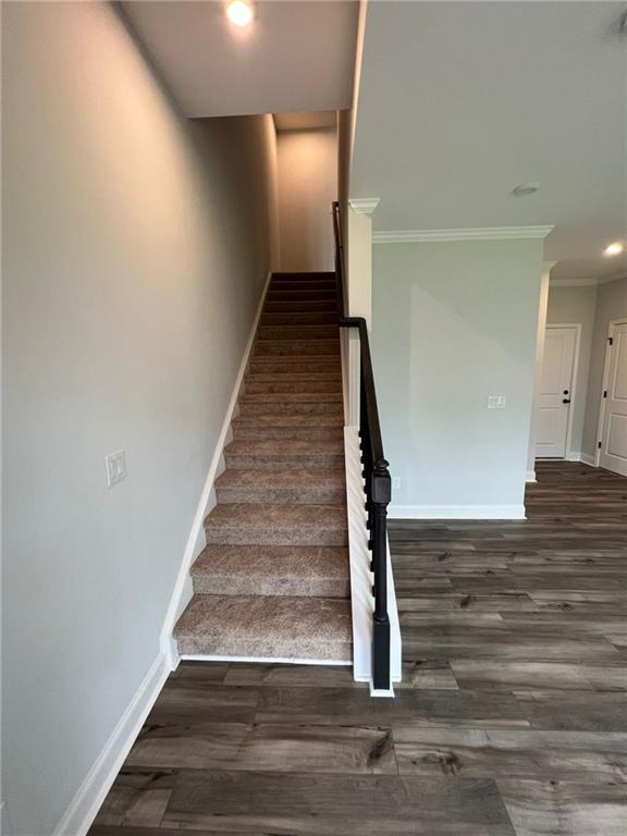 Building Photo - 327 Maltibie Dr