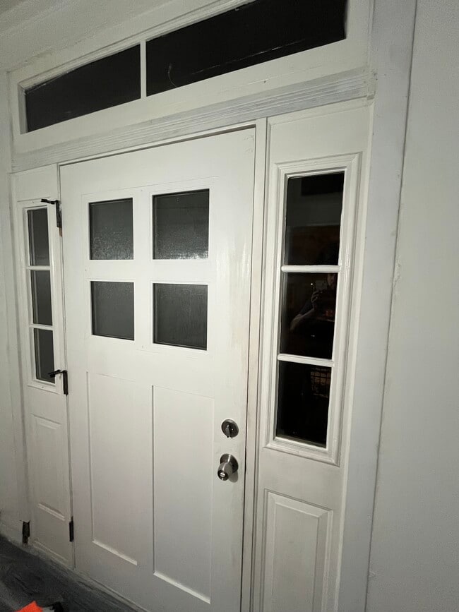 Building Photo - 5424 S Honore St