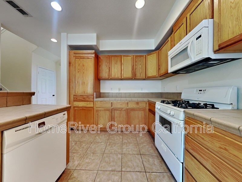 Building Photo - 4050 Copper Lake Way