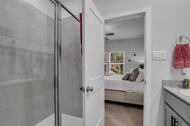 Building Photo - 7866 Alset Dr