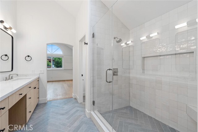 Building Photo - 2750 Point Del Mar