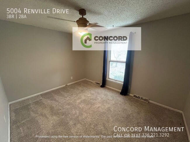 Building Photo - 5004 Renville Dr