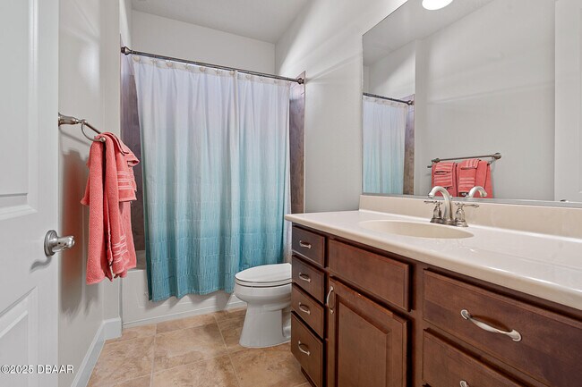 Building Photo - 663 S Lake Dr