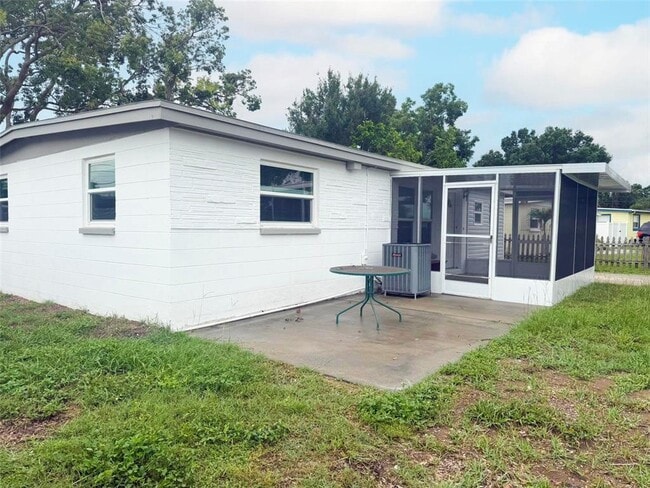 Building Photo - 8096 Rose Terrace N