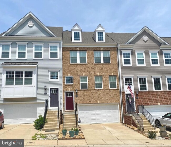 Building Photo - 23861 Myrtle Glen Way