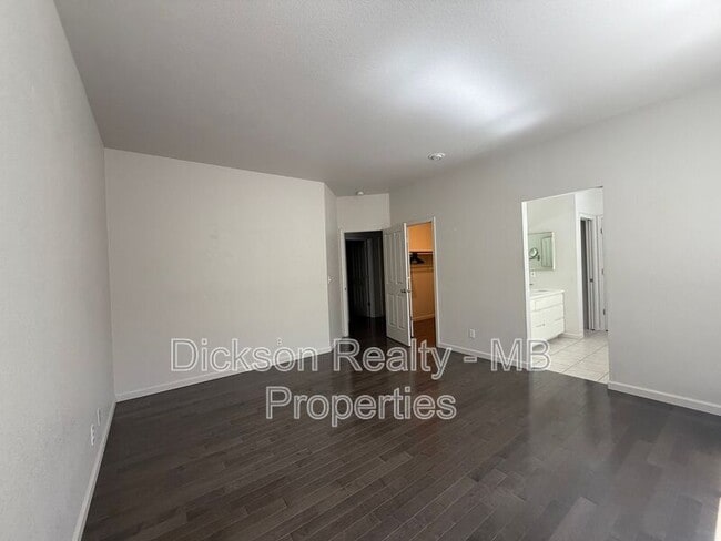 Building Photo - 4550 Lynnfield Ct