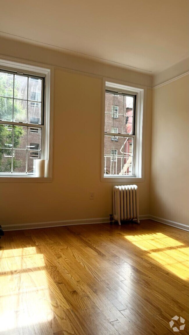 Building Photo - 0 bedroom in New York NY 10011