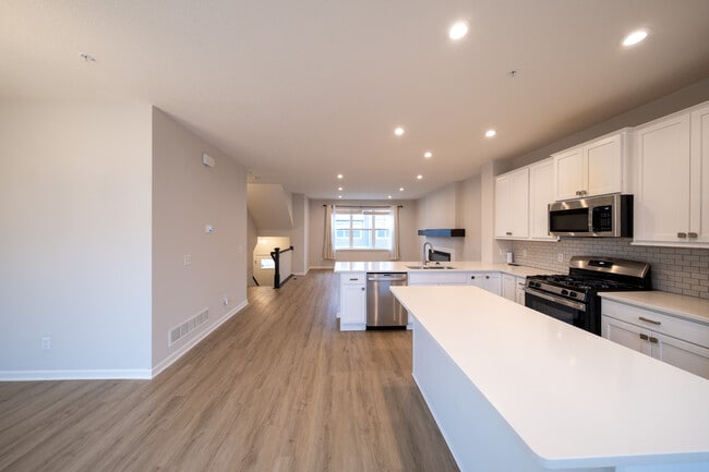 Building Photo - 21831 136th Wy