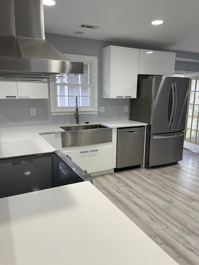 Building Photo - 203 Wemberly Dr