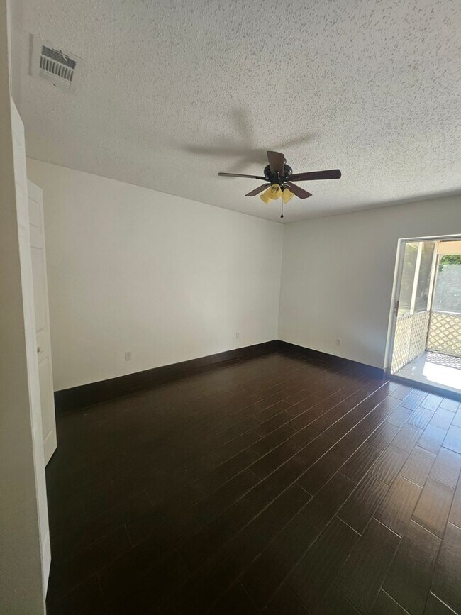 Building Photo - Single Family Home in Port Charlotte