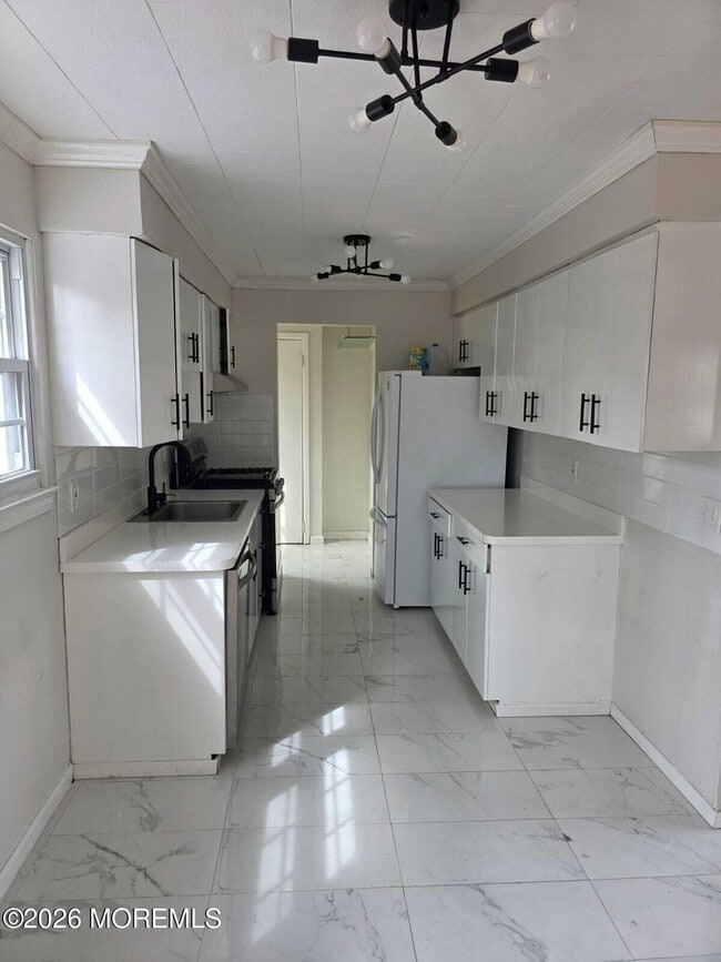 Building Photo - 14 Nathan Ave