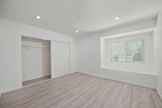 Building Photo - 20227 Elkwood St