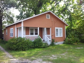 Building Photo - 311 W Mill St