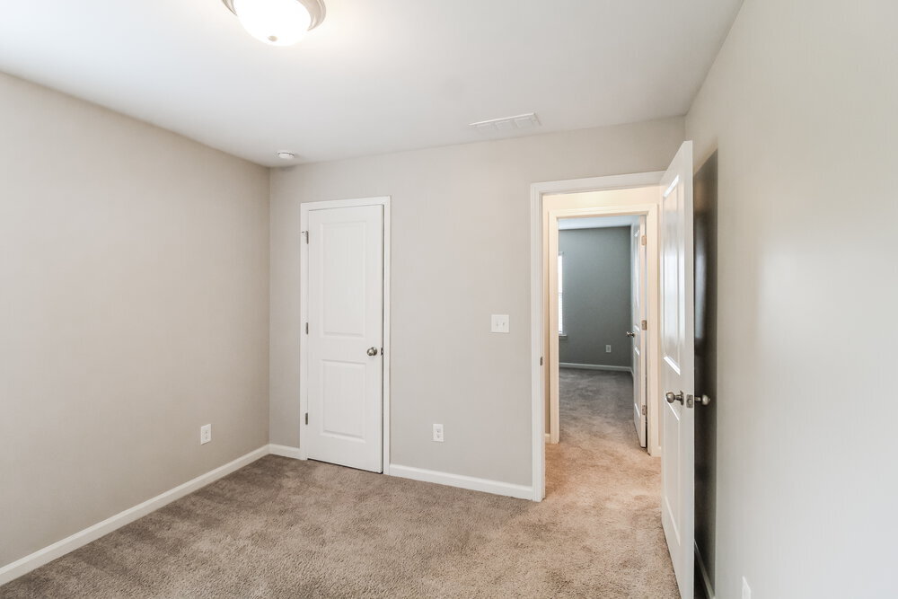 Building Photo - 414 Darbys Run Ct