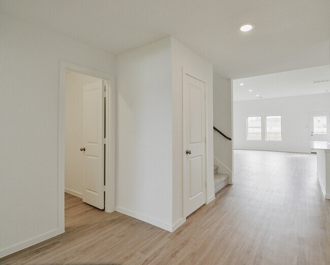 Building Photo - 21811 Carpineti Ln