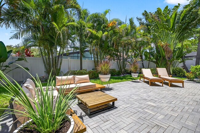 Building Photo - 14506 Clifty Ct