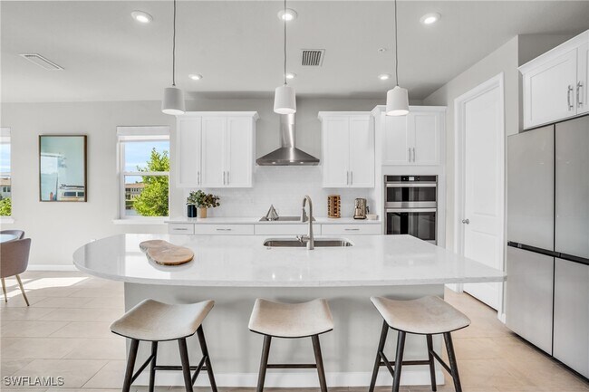 Building Photo - 4595 Arboretum Cir