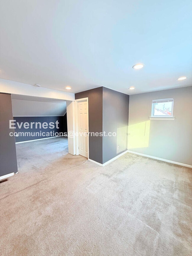 Building Photo - 11408 Seminole